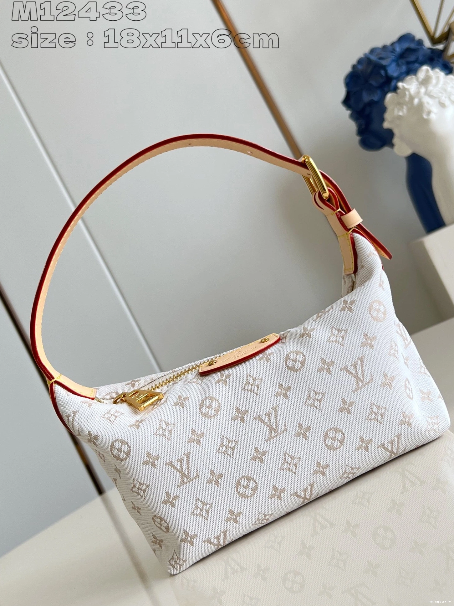 Aaa replica bags Vuitton Louis Hills Pochette 0815